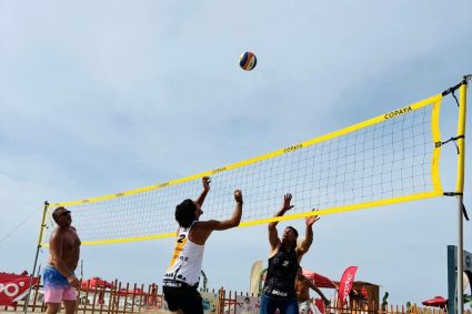 Jeux nationaux de plage : Plus de 250 participants à la 1ère édition à Tipasa